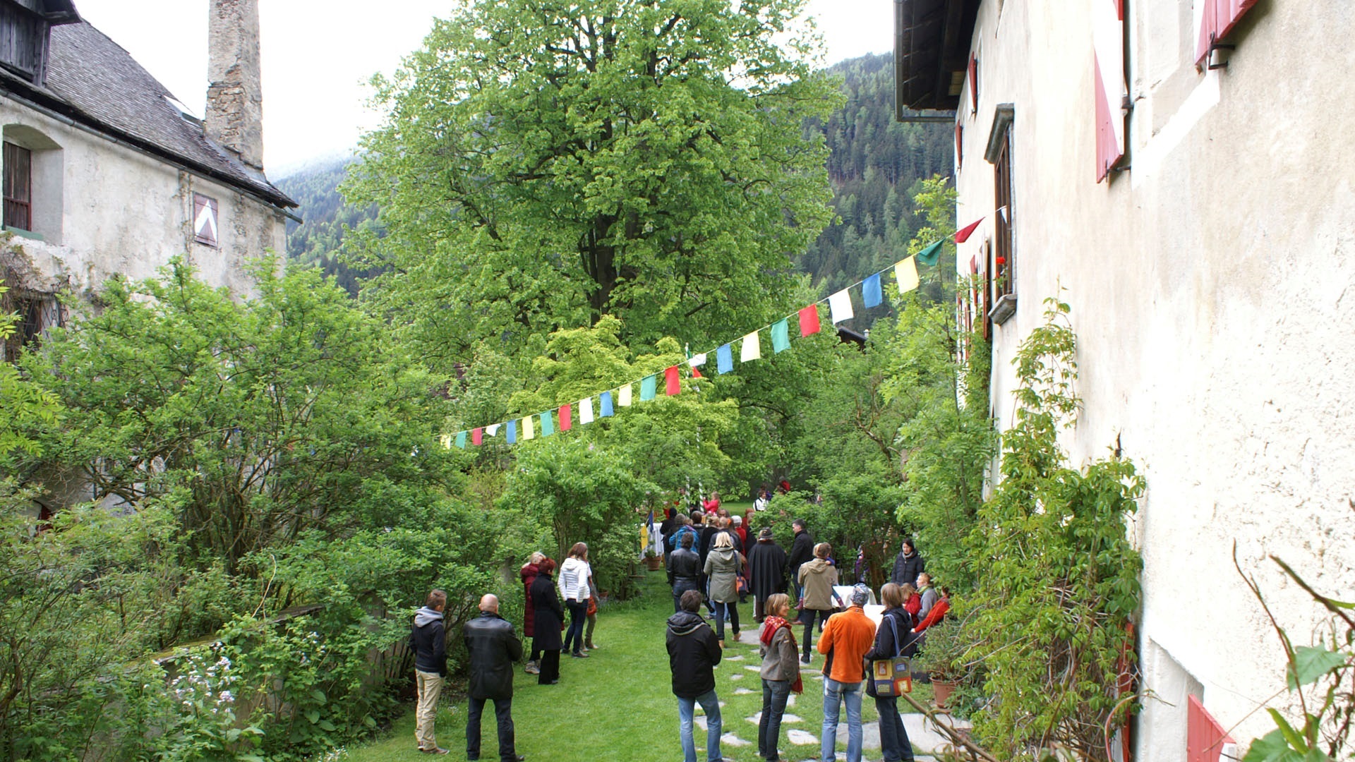Dankbarkeitszeremonie im Schlossgarten